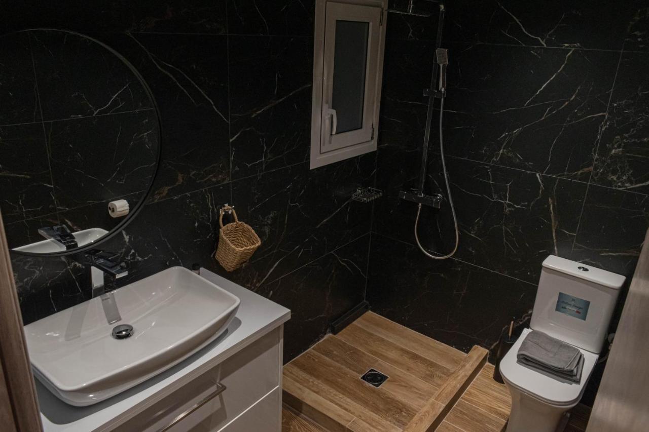 Athens Jacuzzi Apartment Zewnętrze zdjęcie